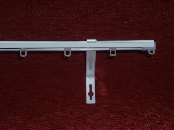 Lapos profil 1 soros, 20cm sarokvassal (oldalfali) 190cm-ig