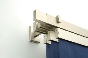 Elegante Tripla tartó alu-szatén